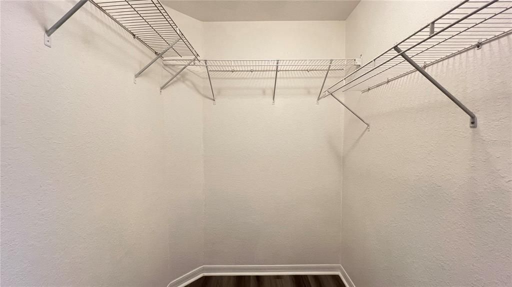 En Renta: $2,475 (5 camas, 3 baños, 2558 Pies cuadrados)