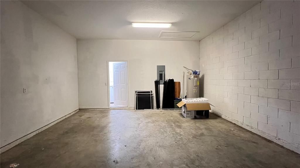 En Renta: $2,475 (5 camas, 3 baños, 2558 Pies cuadrados)