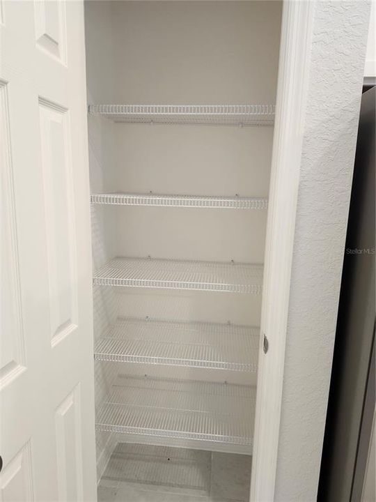 В аренду: $2,300 (4 спален, 2 ванн, 1868 Квадратных фут)