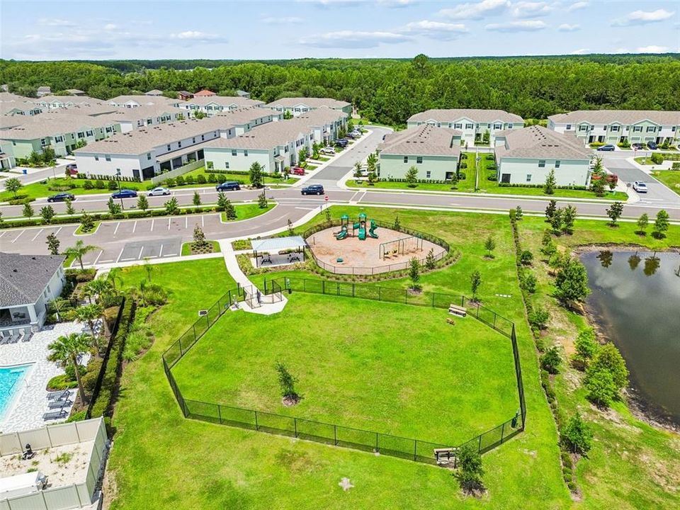На продажу: $355,000 (3 спален, 2 ванн, 1673 Квадратных фут)