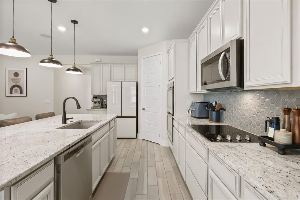 For Sale: $770,000 (4 beds, 3 baths, 2192 Square Feet)