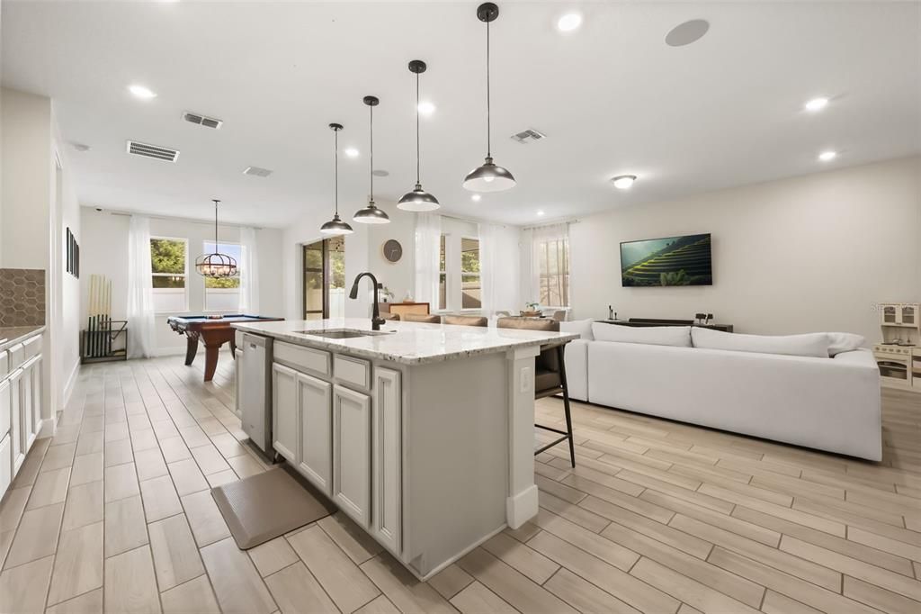 For Sale: $770,000 (4 beds, 3 baths, 2192 Square Feet)
