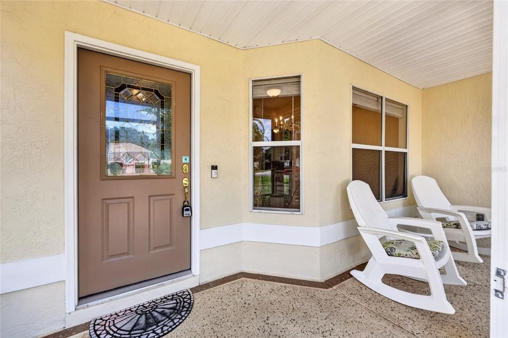 For Sale: $350,000 (2 beds, 2 baths, 1417 Square Feet)
