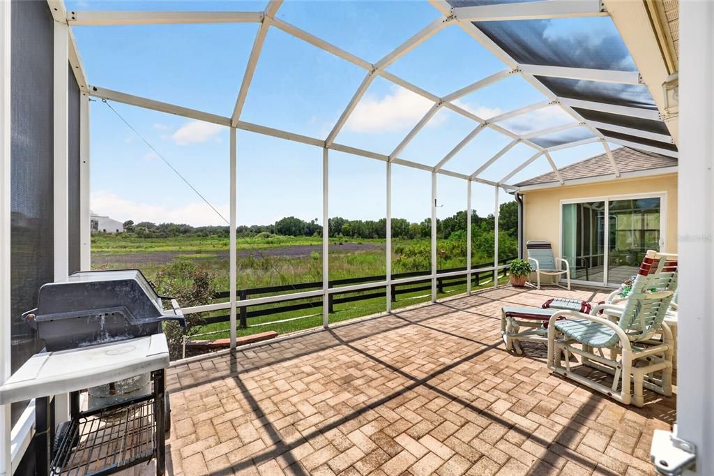 For Sale: $350,000 (2 beds, 2 baths, 1417 Square Feet)