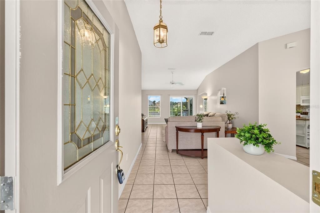 For Sale: $350,000 (2 beds, 2 baths, 1417 Square Feet)