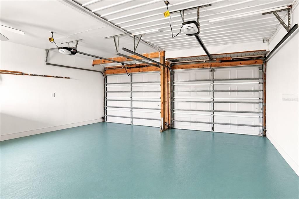 Activo con contrato: $324,900 (2 camas, 2 baños, 1134 Pies cuadrados)