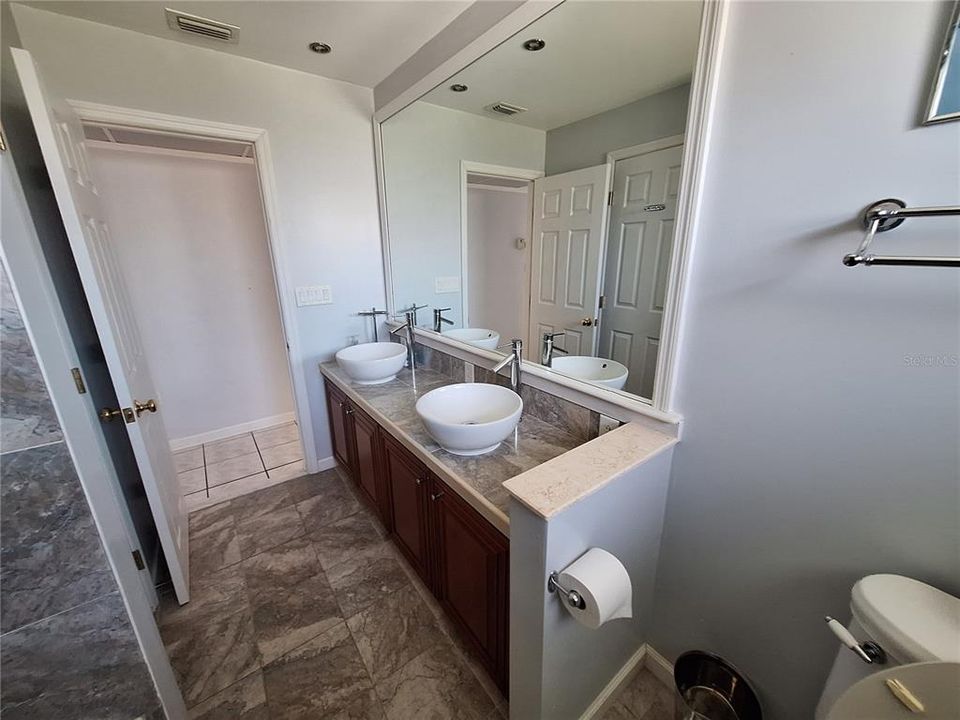 En Renta: $1,900 (3 camas, 2 baños, 1628 Pies cuadrados)