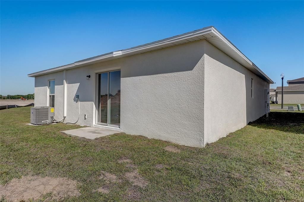 На продажу: $299,990 (3 спален, 2 ванн, 1811 Квадратных фут)