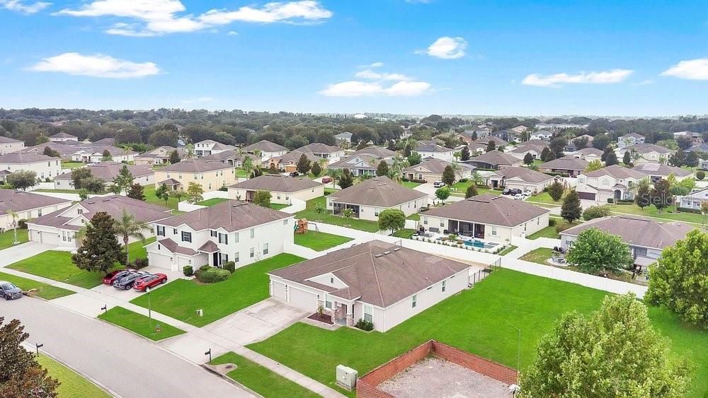 En Venta: $665,000 (4 camas, 3 baños, 3000 Pies cuadrados)