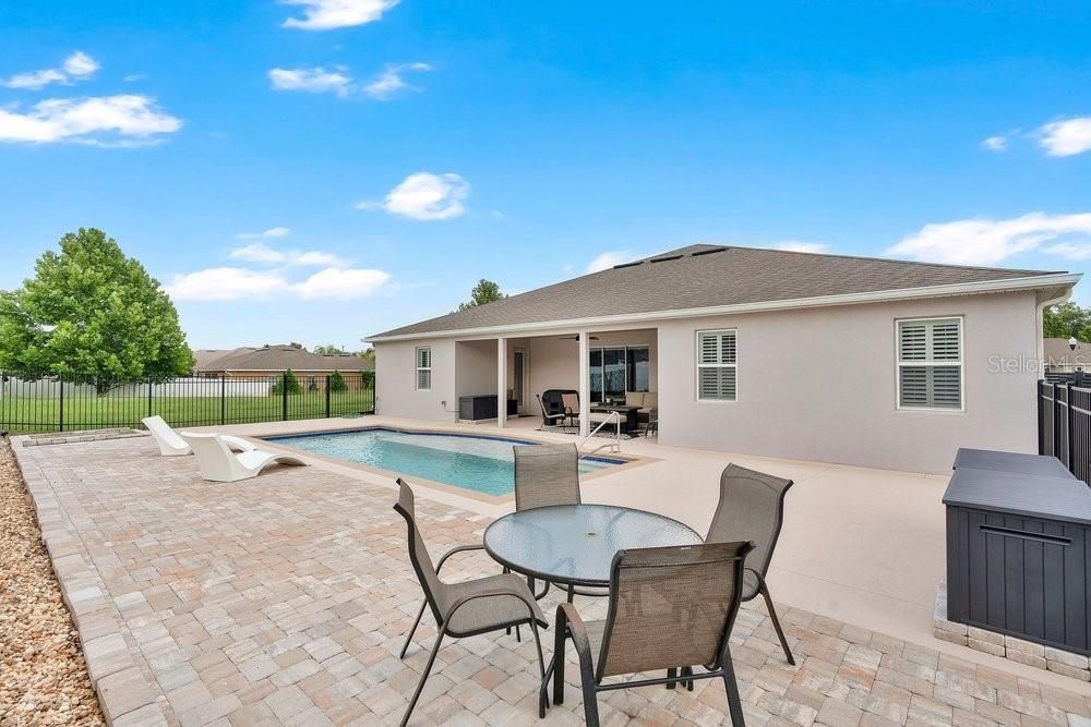 En Venta: $665,000 (4 camas, 3 baños, 3000 Pies cuadrados)