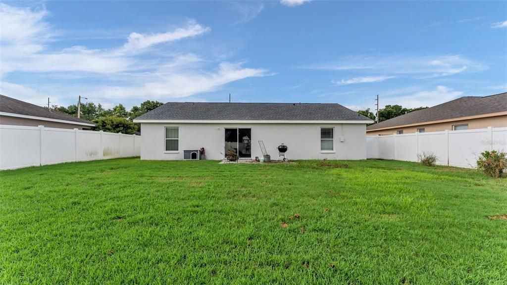 For Sale: $245,000 (3 beds, 2 baths, 1252 Square Feet)