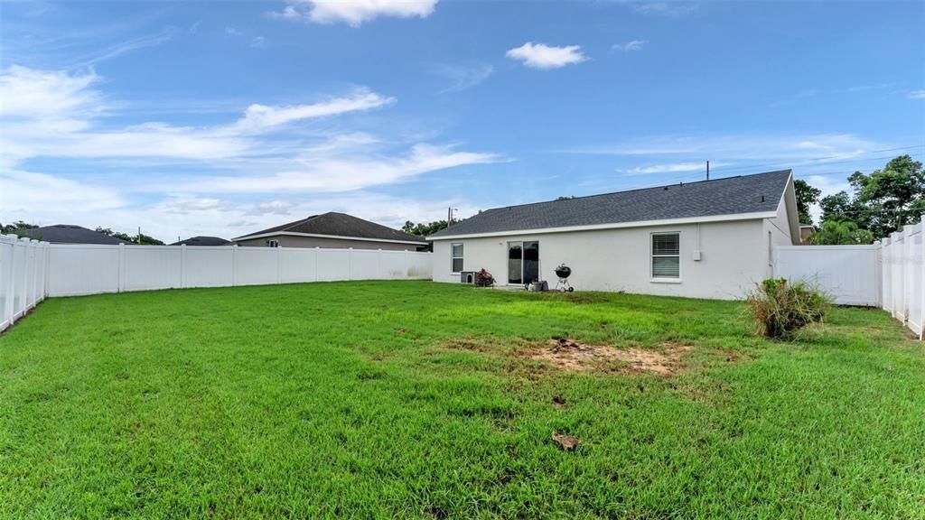 For Sale: $245,000 (3 beds, 2 baths, 1252 Square Feet)