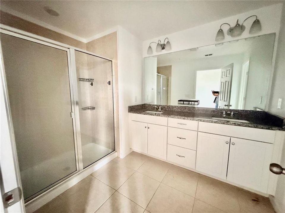 На продажу: $379,000 (3 спален, 2 ванн, 1421 Квадратных фут)