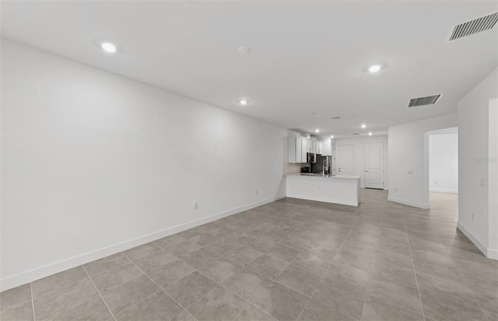 For Sale: $434,775 (2 beds, 2 baths, 1448 Square Feet)