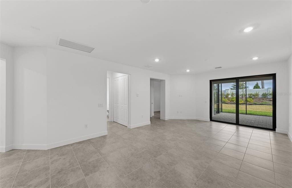 For Sale: $434,775 (2 beds, 2 baths, 1448 Square Feet)