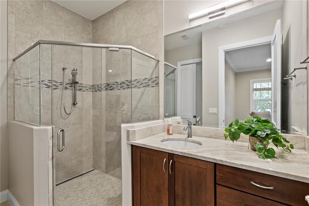 En Venta: $2,995,000 (5 camas, 6 baños, 5185 Pies cuadrados)