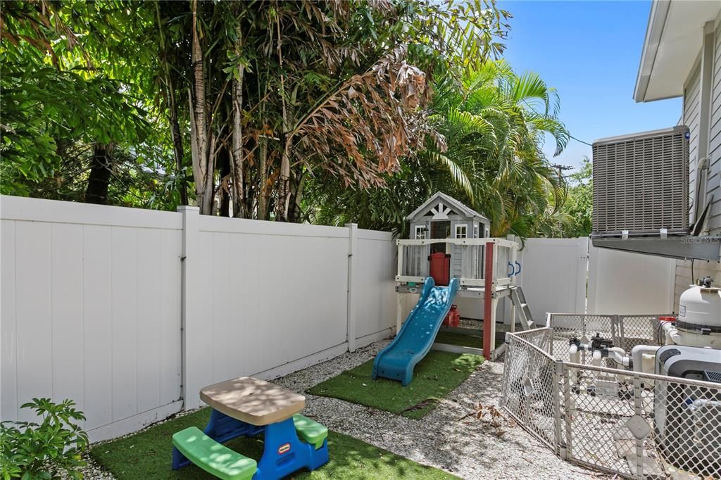 En Venta: $2,995,000 (5 camas, 6 baños, 5185 Pies cuadrados)