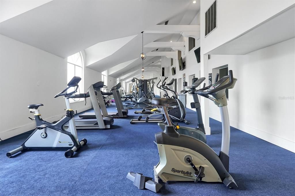 На продажу: $169,900 (2 спален, 2 ванн, 1028 Квадратных фут)