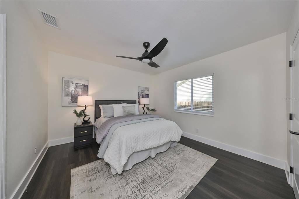 Active With Contract: $2,850 (2 beds, 2 baths, 1202 Square Feet)