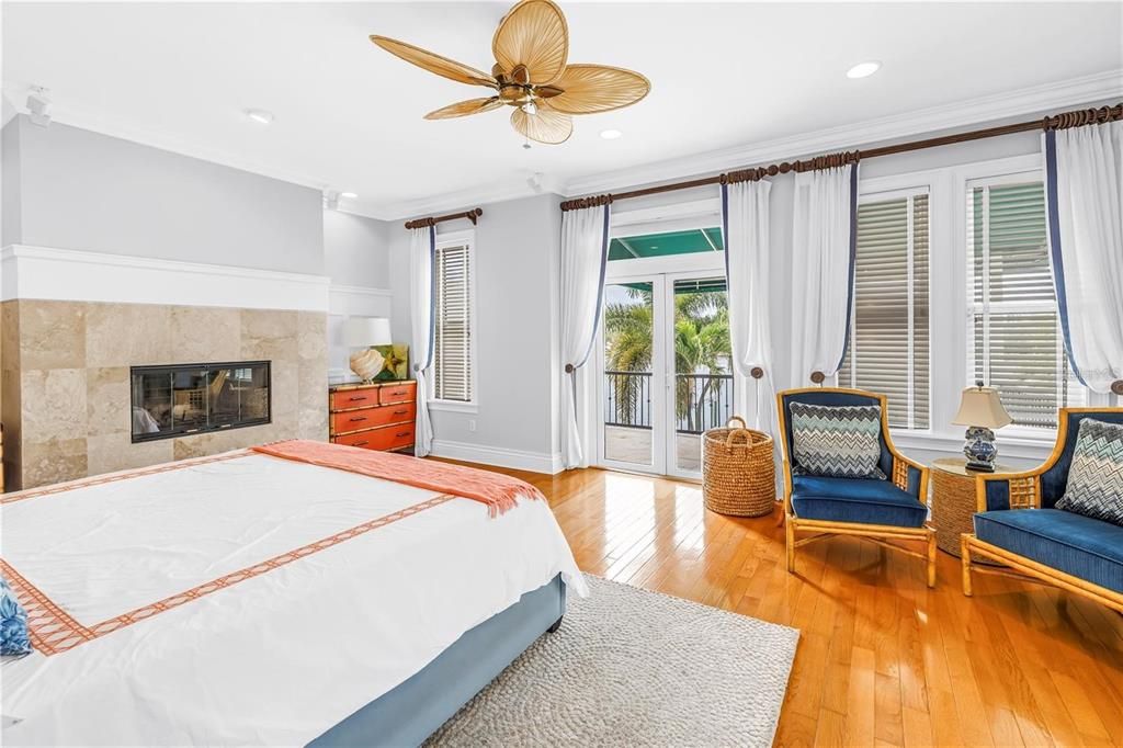 В аренду: $15,500 (4 спален, 4 ванн, 3839 Квадратных фут)