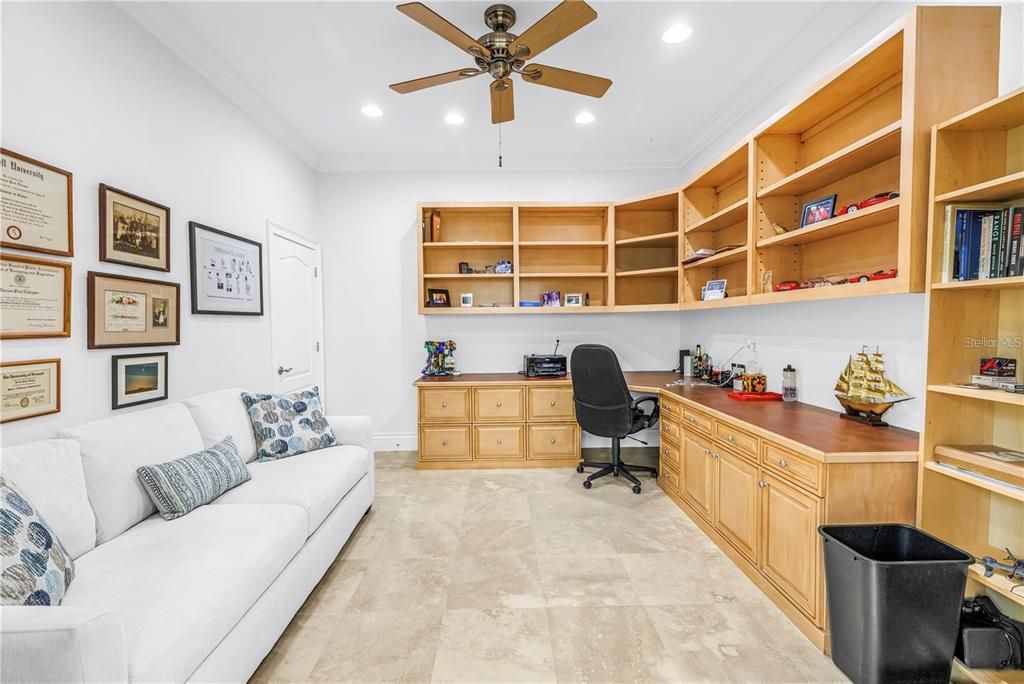 В аренду: $15,500 (4 спален, 4 ванн, 3839 Квадратных фут)