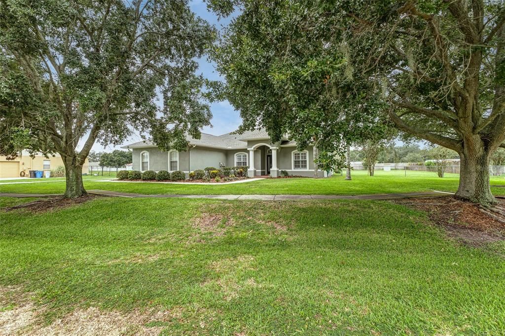 En Venta: $449,000 (3 camas, 2 baños, 2049 Pies cuadrados)