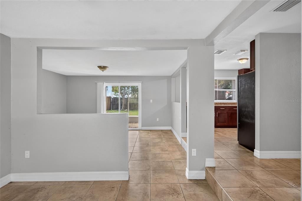 En Venta: $328,000 (3 camas, 1 baños, 1152 Pies cuadrados)