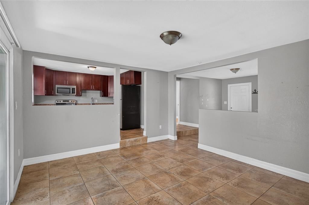 En Venta: $328,000 (3 camas, 1 baños, 1152 Pies cuadrados)