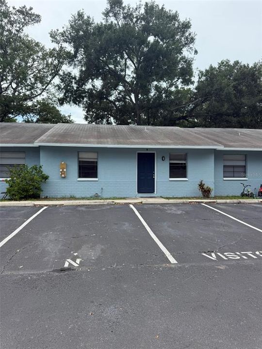 For Rent: $1,800 (2 beds, 2 baths, 800 Square Feet)