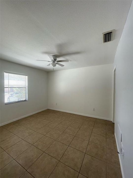 For Rent: $1,800 (2 beds, 2 baths, 800 Square Feet)