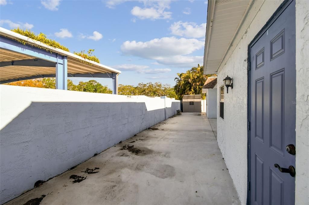 For Rent: $2,800 (3 beds, 2 baths, 1294 Square Feet)