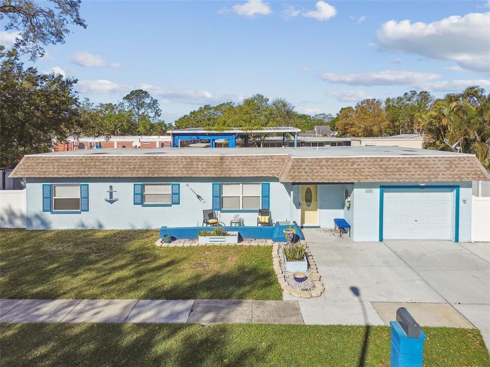 For Rent: $2,800 (3 beds, 2 baths, 1294 Square Feet)
