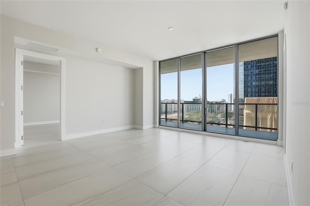 В аренду: $5,900 (2 спален, 2 ванн, 1312 Квадратных фут)