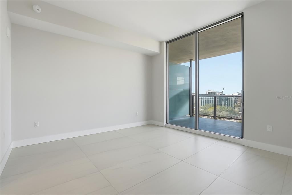 В аренду: $5,900 (2 спален, 2 ванн, 1312 Квадратных фут)