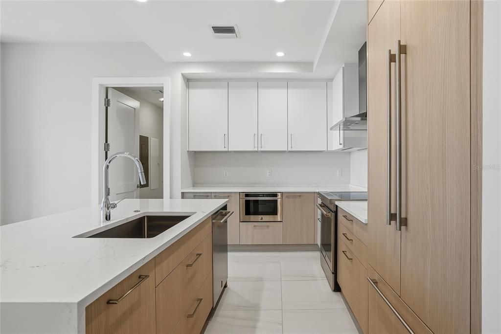 В аренду: $5,900 (2 спален, 2 ванн, 1312 Квадратных фут)