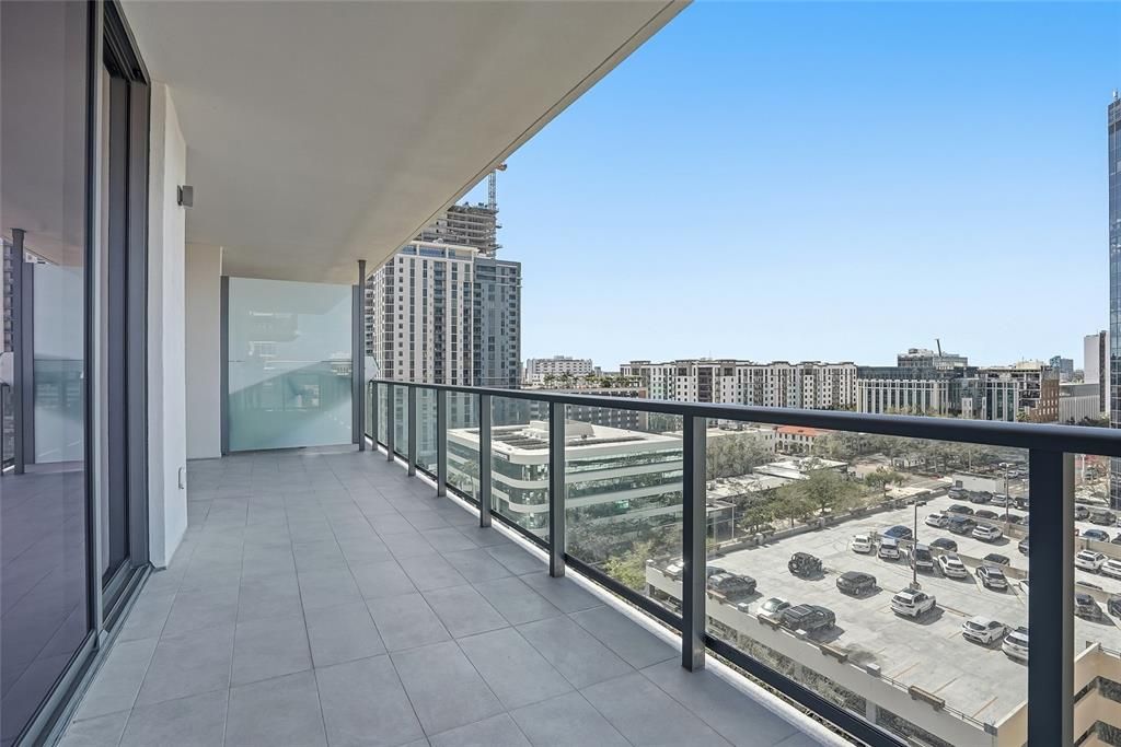В аренду: $5,900 (2 спален, 2 ванн, 1312 Квадратных фут)