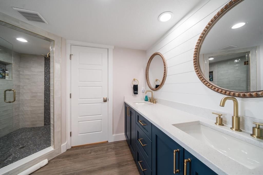 For Sale: $1,525,000 (6 beds, 0 baths, 3060 Square Feet)
