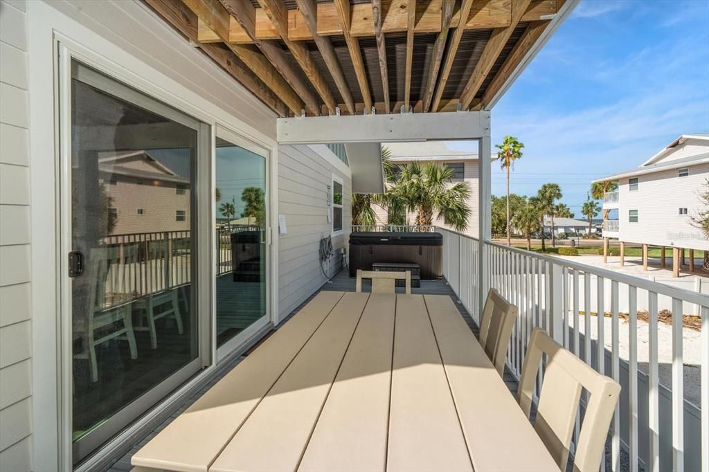 For Sale: $1,525,000 (6 beds, 0 baths, 3060 Square Feet)
