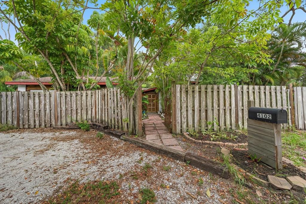 На продажу: $375,000 (3 спален, 2 ванн, 1457 Квадратных фут)