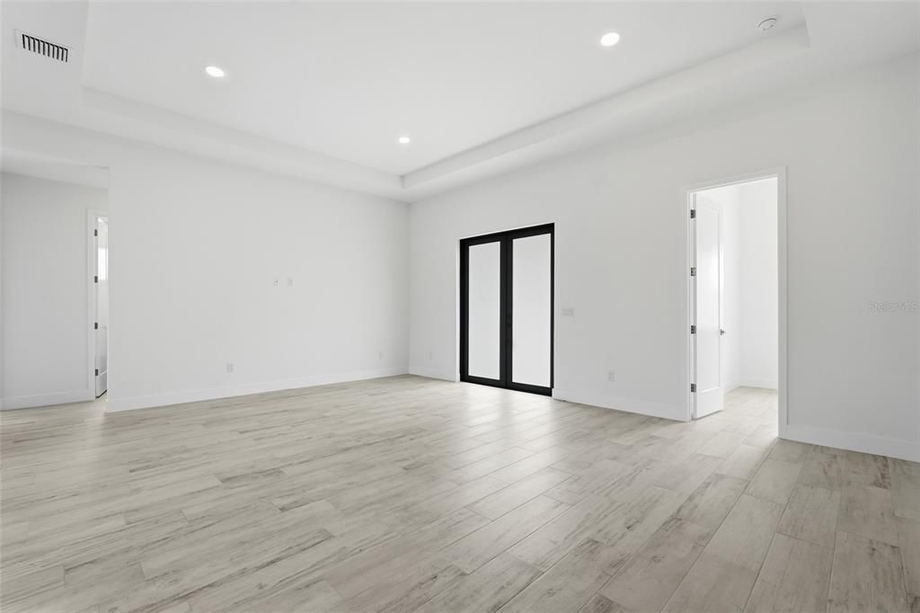 En Venta: $490,000 (3 camas, 2 baños, 1726 Pies cuadrados)