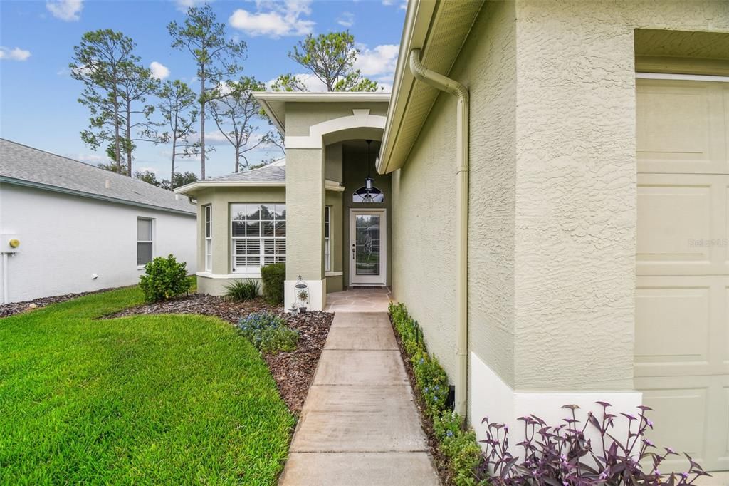 En Venta: $289,000 (3 camas, 2 baños, 1585 Pies cuadrados)