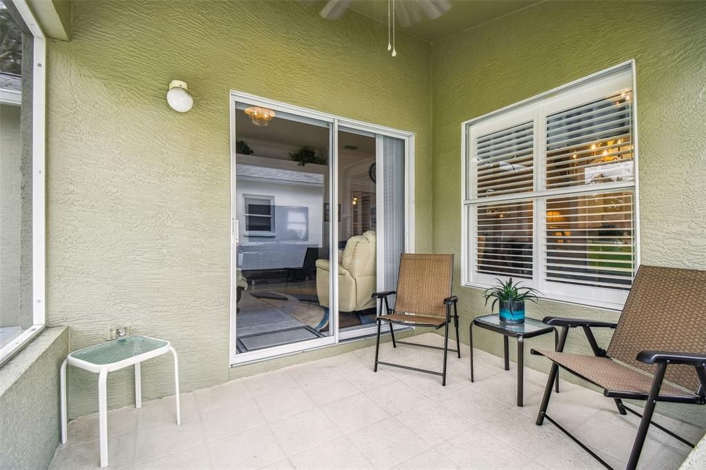 En Venta: $289,000 (3 camas, 2 baños, 1585 Pies cuadrados)