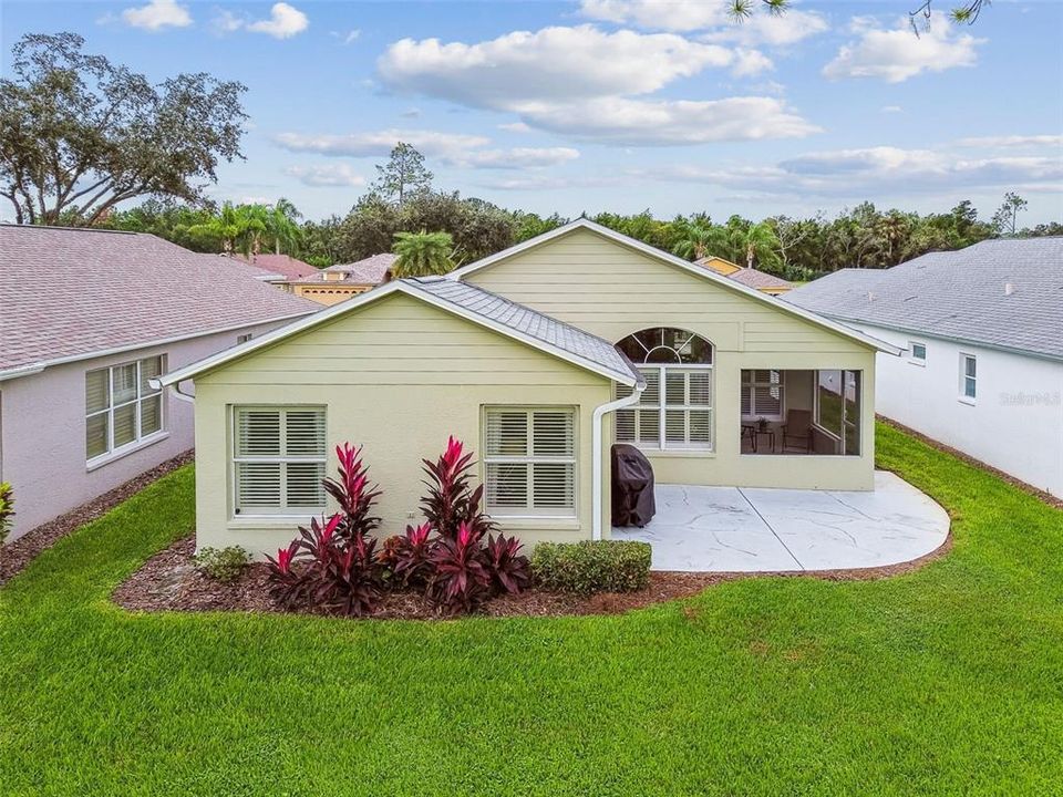 En Venta: $289,000 (3 camas, 2 baños, 1585 Pies cuadrados)
