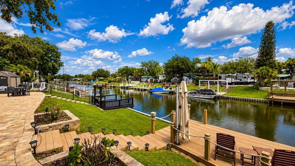 На продажу: $375,000 (0.10 acres)