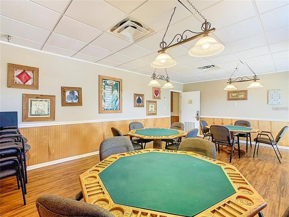 На продажу: $375,000 (0.10 acres)