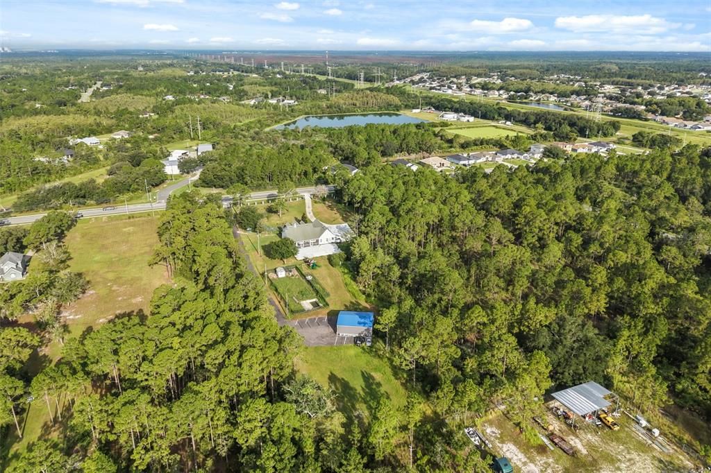 En Venta: $799,000 (3 camas, 3 baños, 3402 Pies cuadrados)