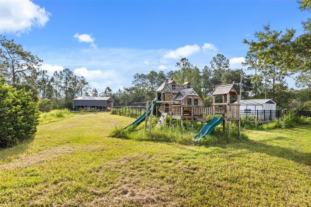 En Venta: $799,000 (3 camas, 3 baños, 3402 Pies cuadrados)