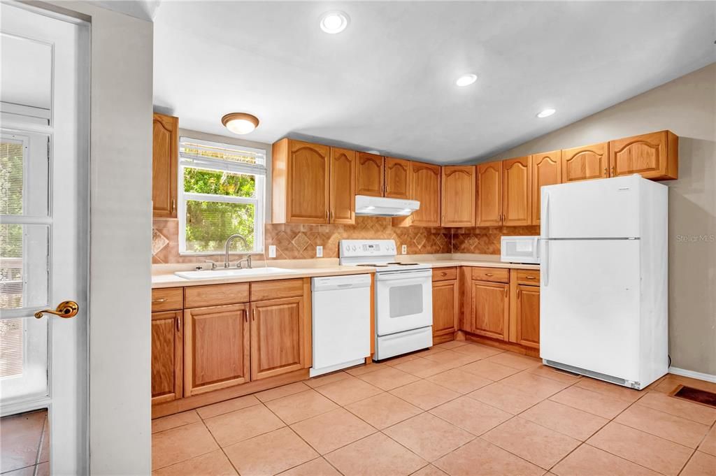 En Venta: $199,700 (3 camas, 2 baños, 960 Pies cuadrados)