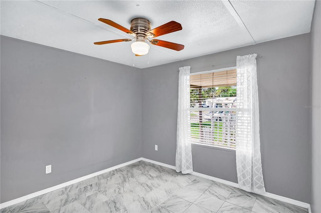 En Venta: $199,700 (3 camas, 2 baños, 960 Pies cuadrados)