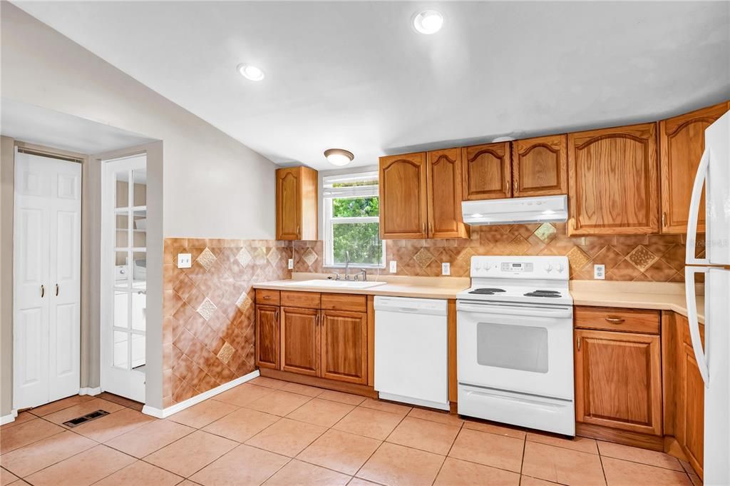 En Venta: $199,700 (3 camas, 2 baños, 960 Pies cuadrados)